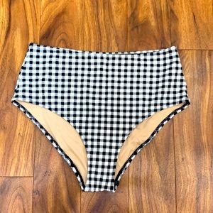 🌟3 for $20🌟 Old Navy high waisted Gingham bikini bottom size small